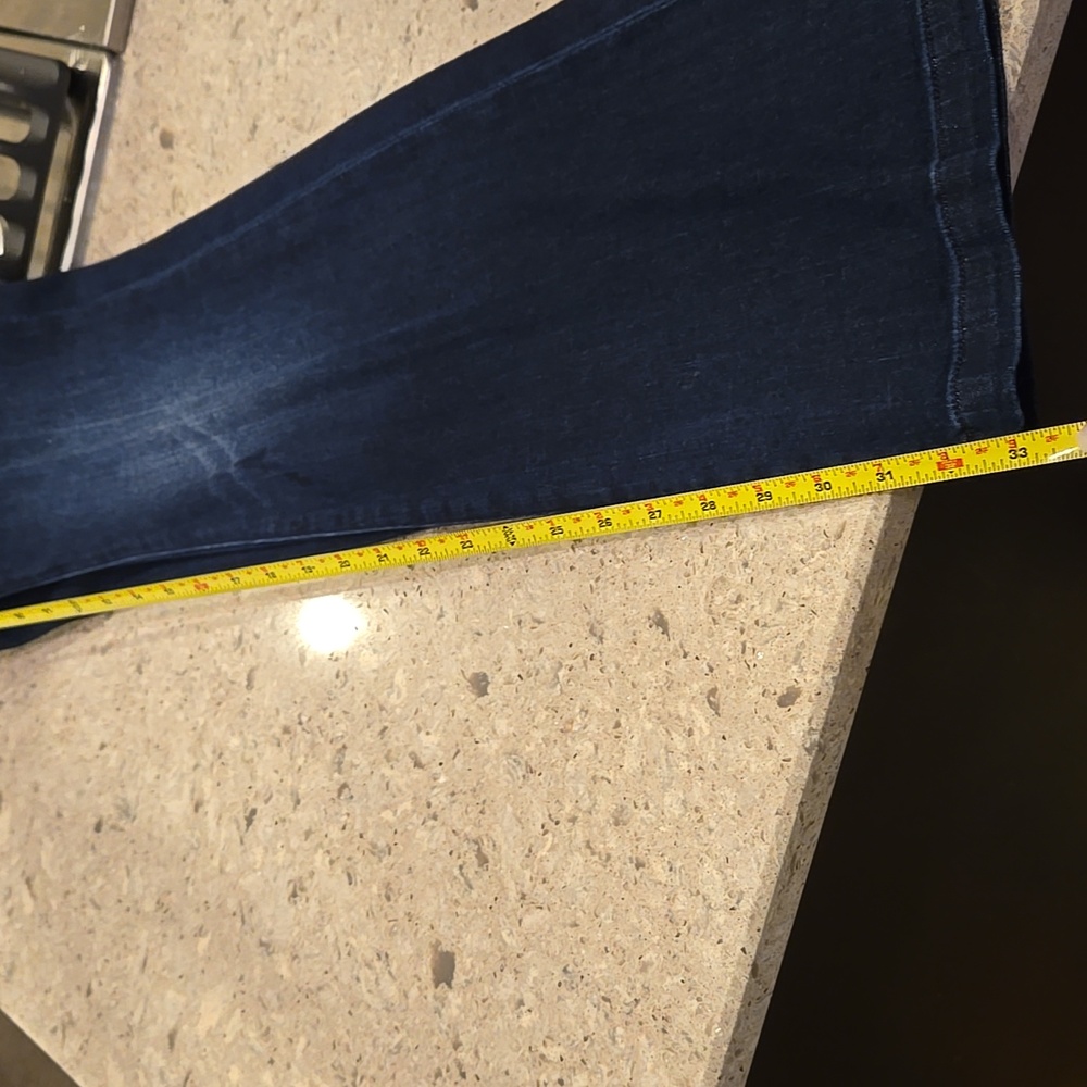 Anthropologie Pilcro High Rise Flare Jeans - Picture 10 of 11